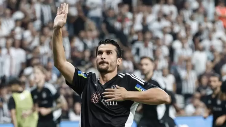 Necip Uysal, Beşiktaş Formasıyla 400. Maçına Çıktı