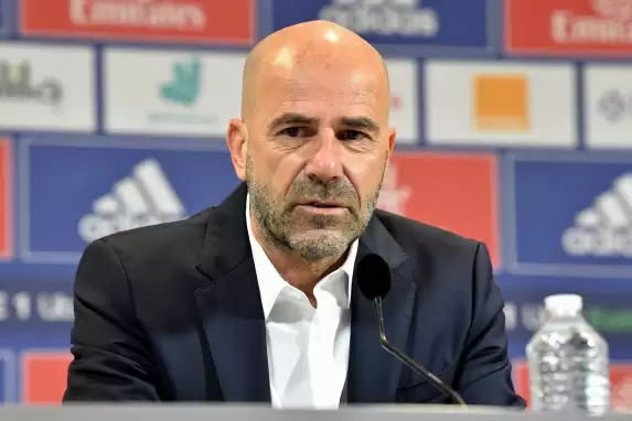 Lyon'da Peter Bosz gitti! İşte yeni hoca...