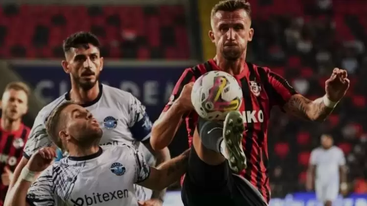 Süper Lig'in 9. haftasında Beşiktaş ile Adana Demirspor zirvede