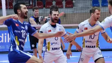 Namağlup Arkas zirvede! Hatay'a set vermedi!