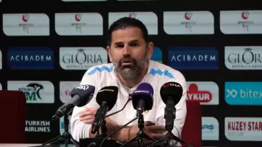 İbrahim Üzülmez: "Böyle zorlu bir deplasmanda alınan 1 puan değerlidir"