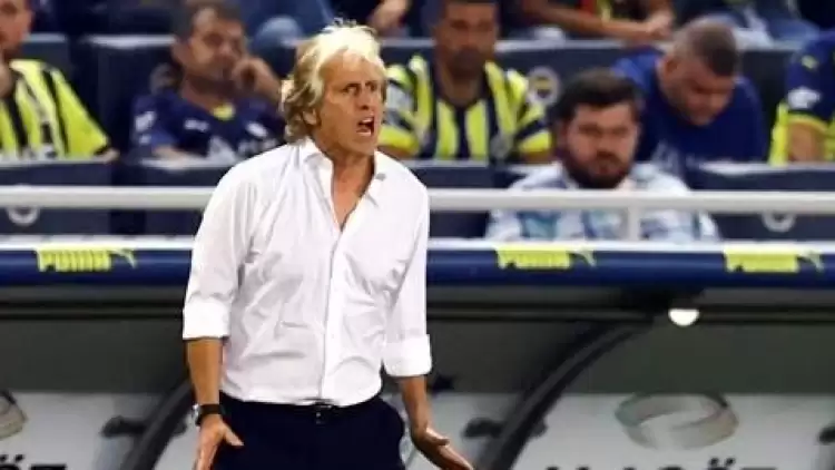 Fenerbahçe teknik direktörü Jesus'tan sosyal medyada 100. yıl sürprizi 