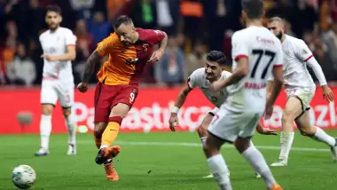 Seferovic siftahı kupada yaptı