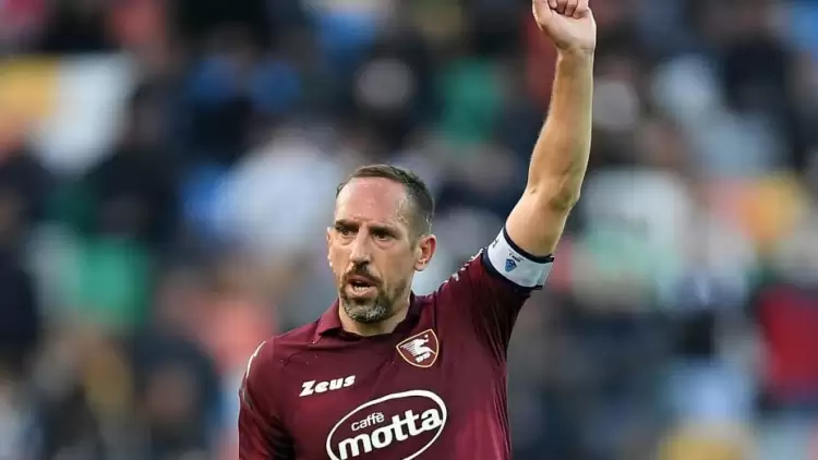 Franck Ribery Salernitana forması ile futbola veda ediyor