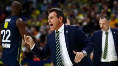 Dimitris Itoudis: "Oyuncularım karakter gösterdiler"