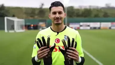 Uğurcan'ın eldivenleri Bartın için açık artırmada