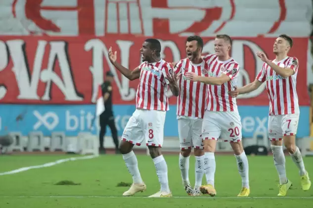 Antalyaspor - İstanbulspor: 2-1 (Maç Sonucu - Özet)