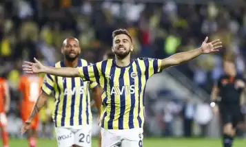 Rossi attı, Kadıköy yıkıldı