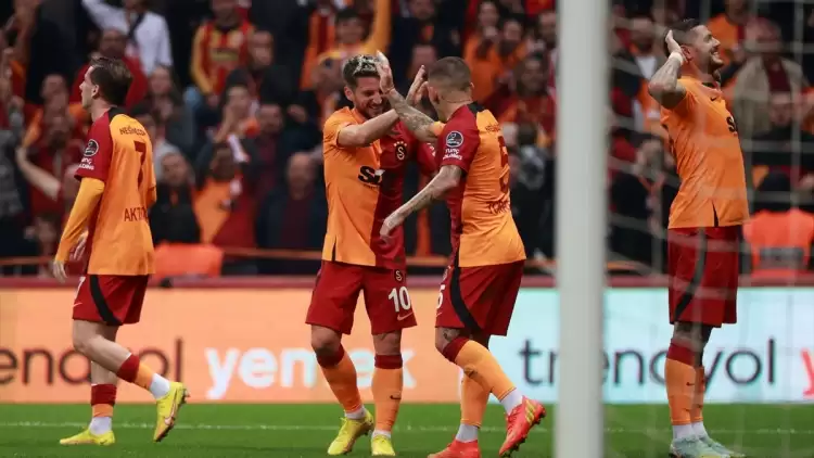 Icardi ve Mertens Galatasaray forması ile ilk gollerini attı
