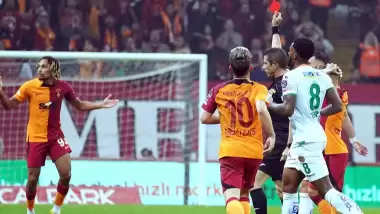 Ali Palabıyık, VAR çağrısına uymadı mı? Deniz Çoban açıkladı