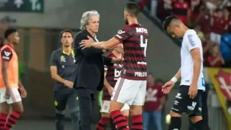 Jorge Jesus'un eski öğrencisi Pablo Mari bıçaklandı