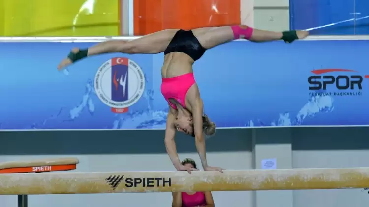 Milli kadın cimnastikçiler, dünya şampiyonası hazırlıklarını sürdürüyor