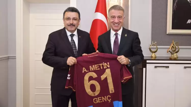 Ahmet Metin Genç'ten Ahmet Ağaoğlu'na Tehdit Tepkisi Geldi