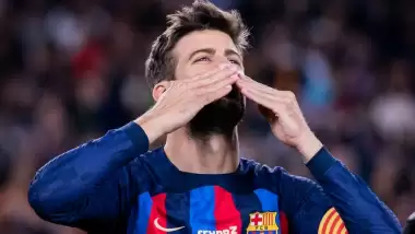 Barça kazanıyor ama Pique ağlıyor! 