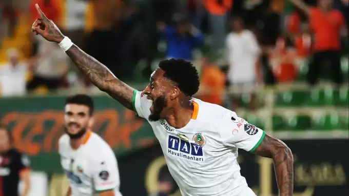 İngiliz ekibi Leroy Fer'e talip oldu!
