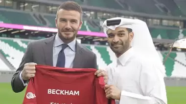 Beckham, "Katar'ın Futbol Kaleleri"ni gezdi