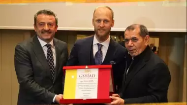 Dursun Özbek: “Semih Kaya, Galatasaray'da görev alacaktır"