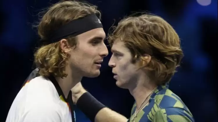 Andrey Rublev, Stefanos Tsitsipas'ı 2-1 Yenerek Yarı Finale Yükseldi