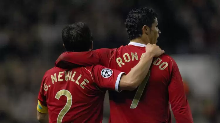 Manchester United Efsanesi Gary Neville, Ronaldo Konusunda Taraf Değiştirdi