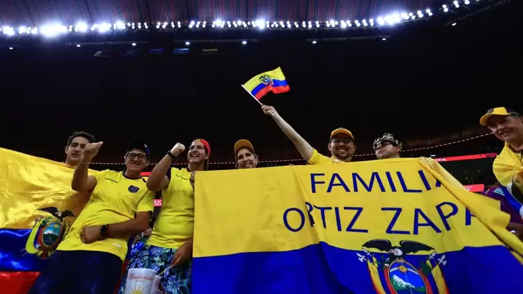 Ekvador, Katar'ı 2-0 Yendi Taraftarı Bira İstiyoruz Diye Bağırdı
