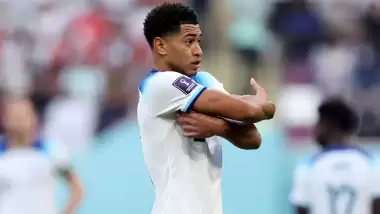 Bellingham'dan tarihe geçen gol!