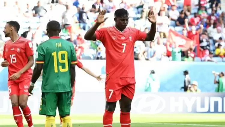 Kamerun asıllı oyuncu Breel Embolo Kamerun'u yıktı