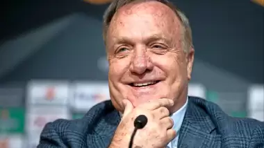 Bir Fenerbahçeli gitti başka bir Fenerbahçeli geldi... Kuyt'ın yerine Advocaat!