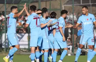 Trabzonsporlu 2 yıldıza yakın takip! C.Palace maçında izleyecekler....