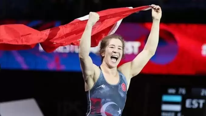 Yasemin Adar Yiğit, Dünya Kupası'nda mindere çıkacak