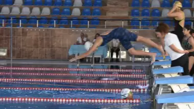 Elazığ’lı yüzücüler, Türkiye şampiyonası için kulaç attı