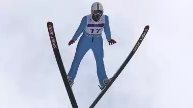 Kayakla atlamada milli sporcu, Dünya Kupası vizesi aldı