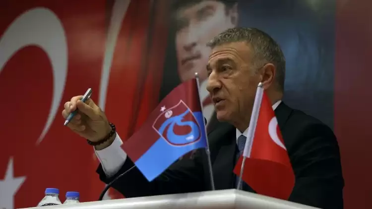 Trabzonspor'dan Ahmet Ağaoğlu, Transferlerde İmza Paraları Hakkında Açıklama Yaptı