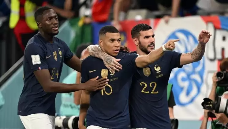 Fransa 24 Yılda 2 Dünya Kupası 2 Avrupa Kupası Şampiyonluğu Kazandı