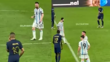 Messi Mbappe'ye, Mbappe Messi'ye hareket çekti!