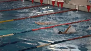 Kıbrıs'lı yüzücülerde beş yeni rekor