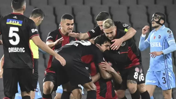 (YAZILI ÖZET) Fatih Karagümrük- Trabzonspor Maç Sonucu: 3-1