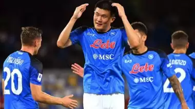 Devler Kim Min-Jae'nin peşinde! Serbest kalma maddesi ödenebilir