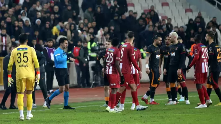 Sivasspor'un Galatasaray'a Attığı Gol İptal Edildi! Nedenini Kimse Anlamadı