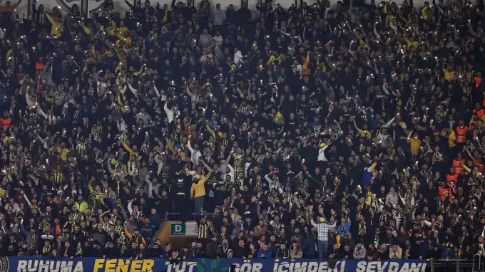 Fenerbahçe tribünde 16. haftayı lider kapattı!