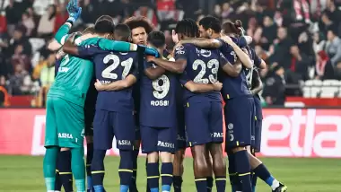 Kanarya yıldız oyuncuya Beşiktaş'la görüşmesi için izin verdi!