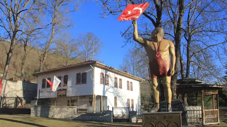 Güreşe Hayatını Adayan Yaşar Doğu Anıldı