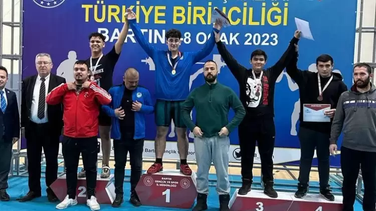 Ömer Gürmeriç,  Sakarya Okullar Arası Türkiye Halter Şampiyonu Oldu