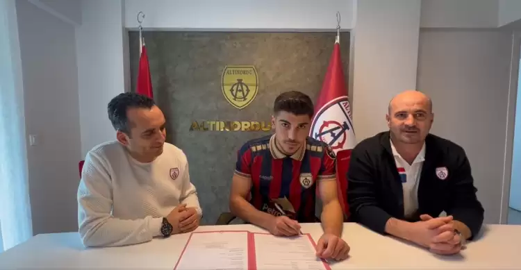 Altınordu, Eyüpspor'dan Erdem Gökçe’yi Transfer Etti