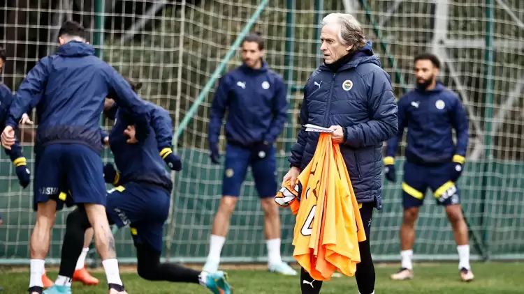 Fenerbahçe'nin Gaziantep FK Maçı Kamp Kadrosu Açıklandı! Yeni Transfer...