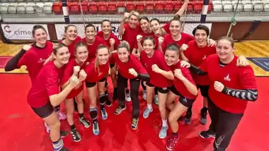 İzmir Büyükşehir Belediyesi çeyrek finalde!