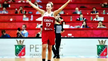Yıldız oyuncu, basketbola Çukurova ile geri döndü!