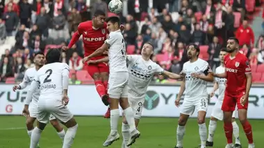 Siyah beyaz isyan: Yalnız bırakıldık!