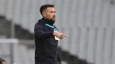 Farioli'den hakeme isyan: Penaltı, kartlar...