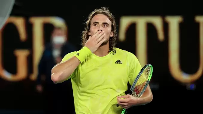 Tsitsipas çeyrek finalde