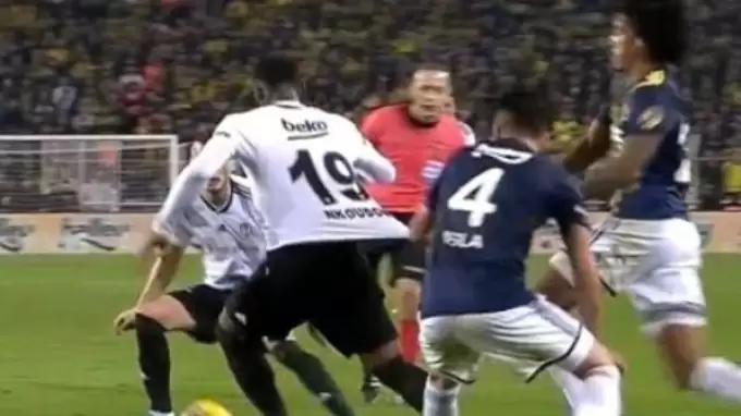 Beşiktaş'tan iptal edilen gole tepki